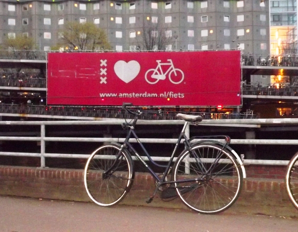 Amsterdam und die Fahrräder - franzmagazine