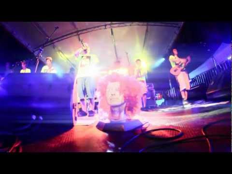 Cuddle and Puke Tour 2013: Rrrreggae Band The Gleeman members im Interview
