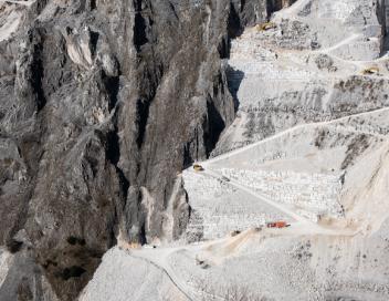 Cava Tacca 133 - Alpi Apuane sopra a Colonnata (MS)